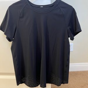 Lululemon short sleeve crop top